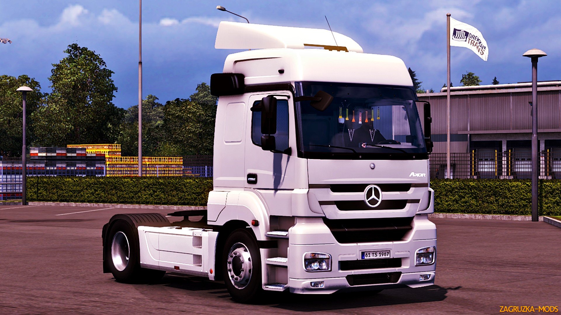 Mercedes Benz Axor MP3 Fix + Cabin Accessories v1.0 for ETS 2