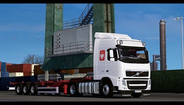 Volvo FH 13 Globetrotter and Container Platform
