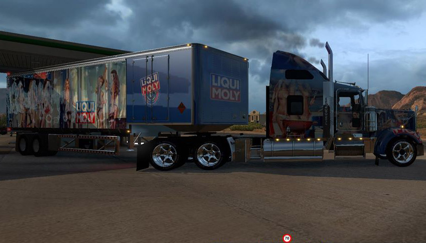 Skins Girls for Kenworth K200 + Trailer v1.0 for ATS