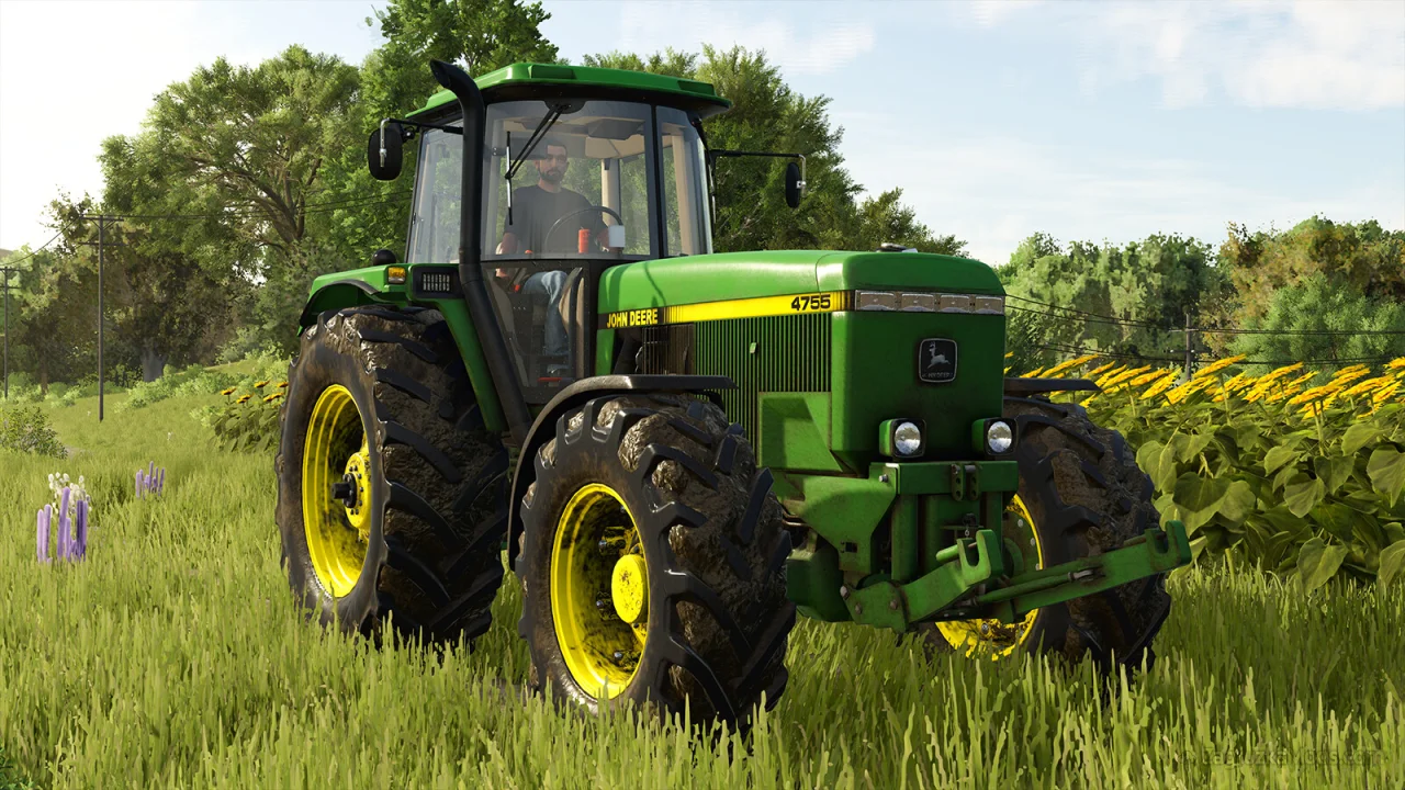 John Deere 4755 Tractor v1.0.0.2 for FS25